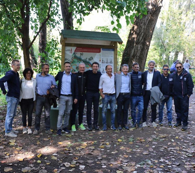 ‘Park Run’ nel mirino, già abbattuti i cartelli del percorso ‘verde’