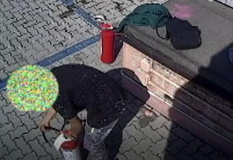 Atti vandalici all'autosilo Massarotti, un denunciato