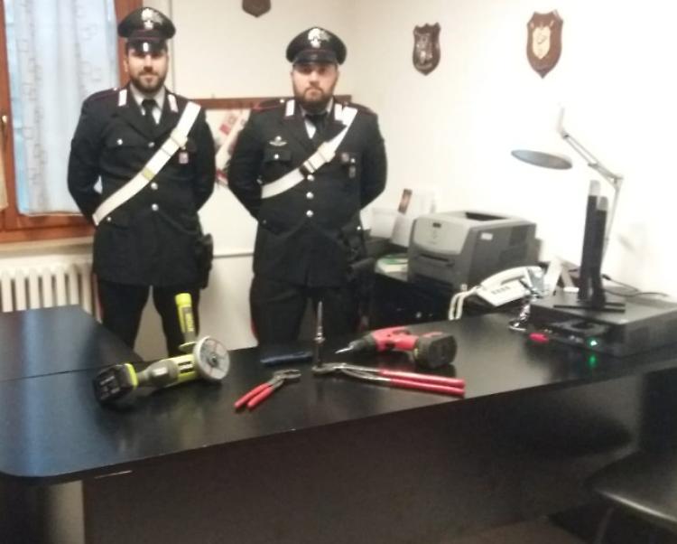 Tre albanesi denunciati per possesso di oggetti da scasso