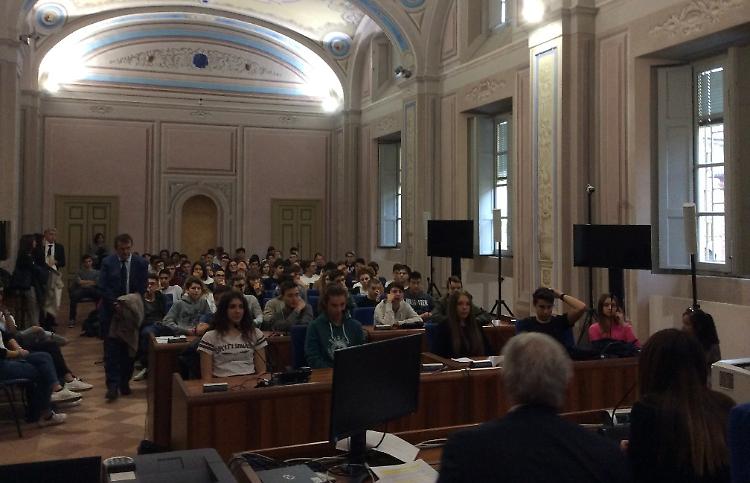 Giornata europea, in tribunale studenti a lezione di giustizia