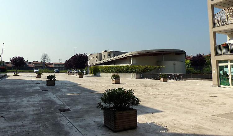 Housing sociale, piazza da rifare: investimento da 300 mila euro