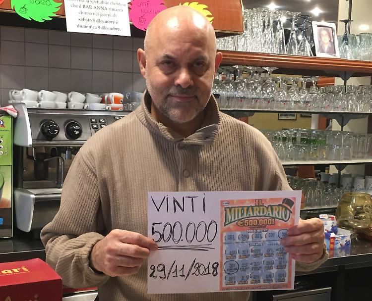 Gioca cinque euro, porta a casa mezzo milione
