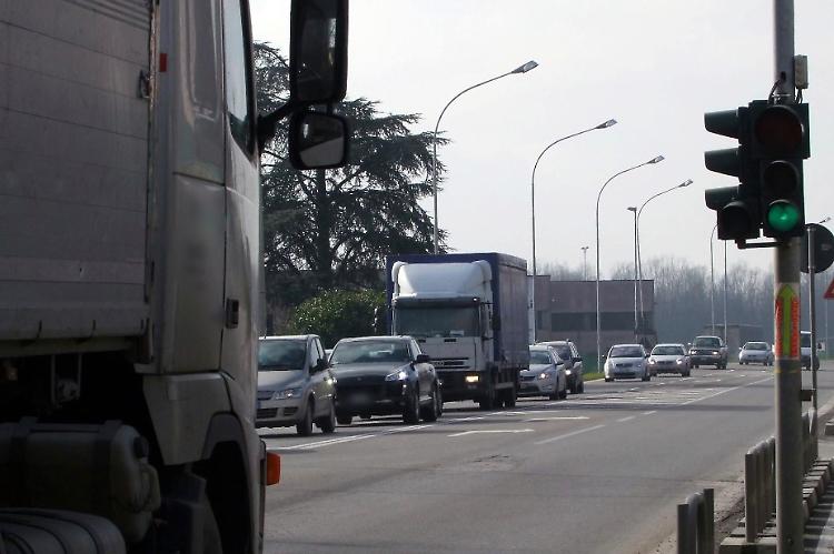 Semaforo, le telecamere fanno 'guadagnare' 270mila euro
