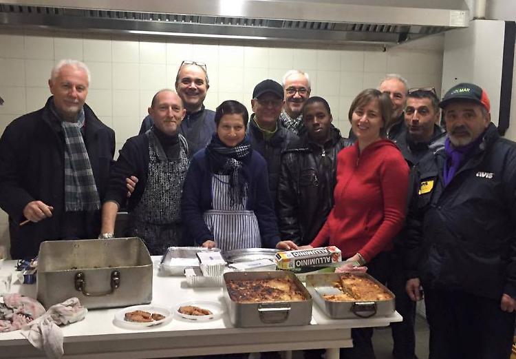 Natale di solitudine, niente pasto a domicilio