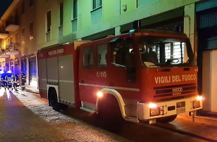 Una donna trovata morta in casa