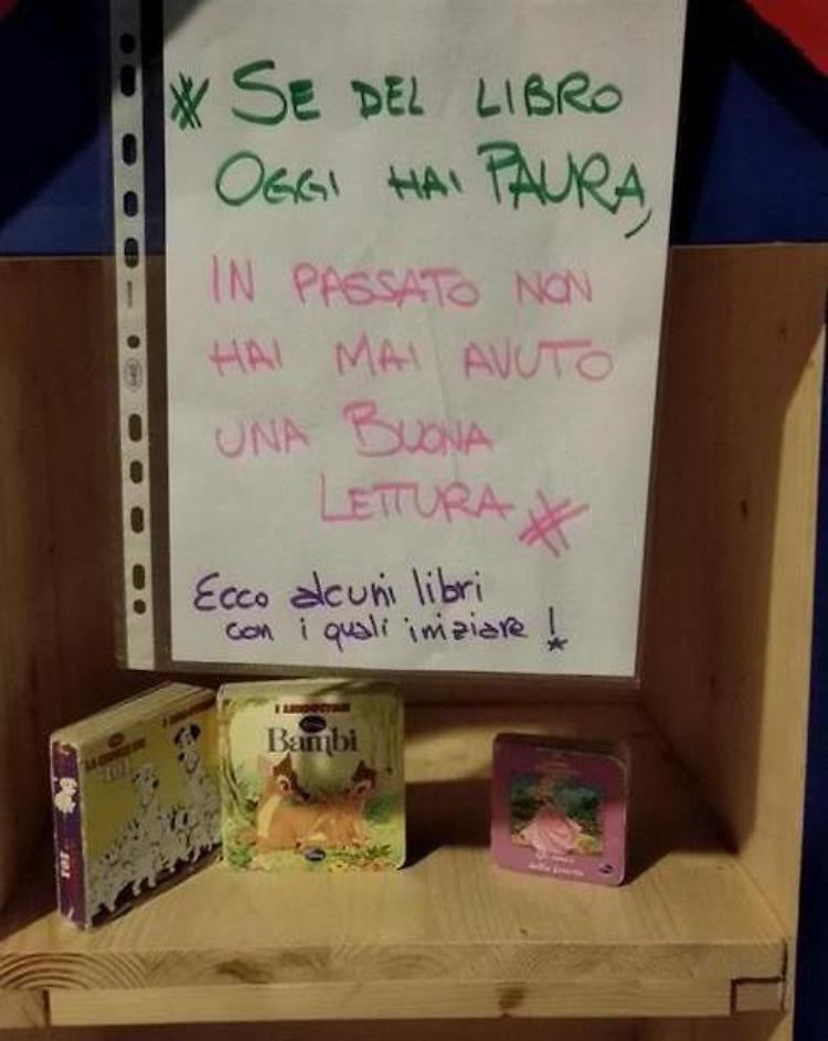 E' polemica social: 'I libri non fanno paura'