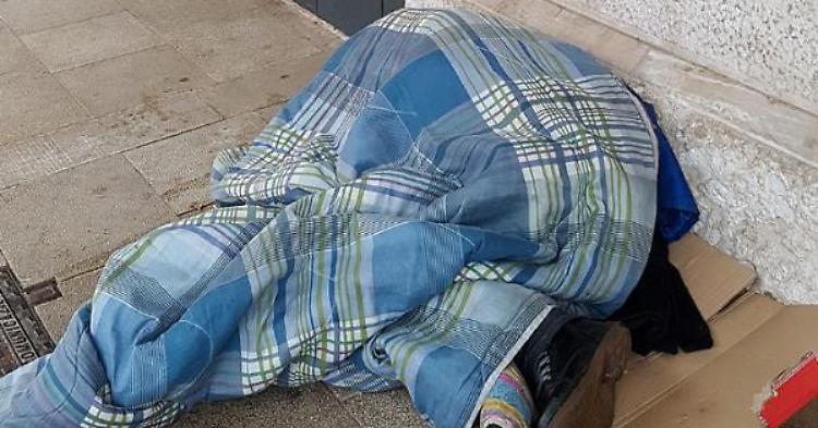 Emergenza gelo, servono coperte per i senzatetto