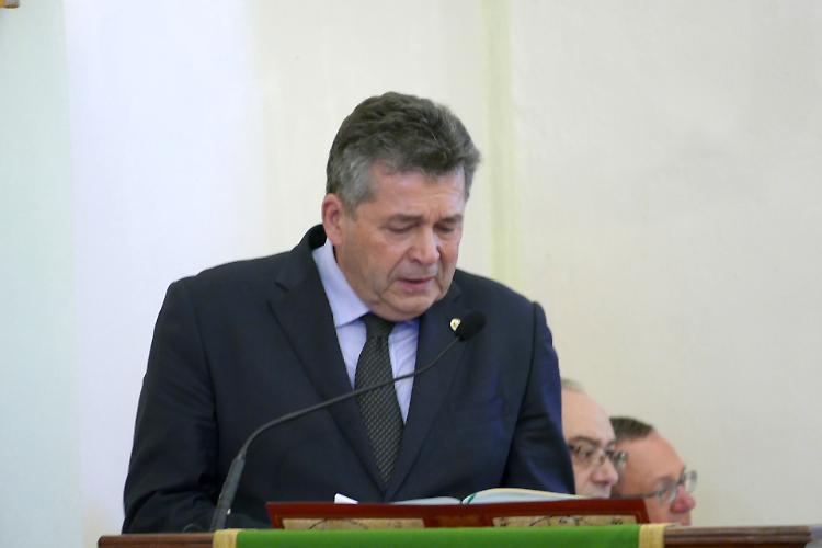 Trova il ladro sulla sua auto, furto sventato dal sindaco Torchio