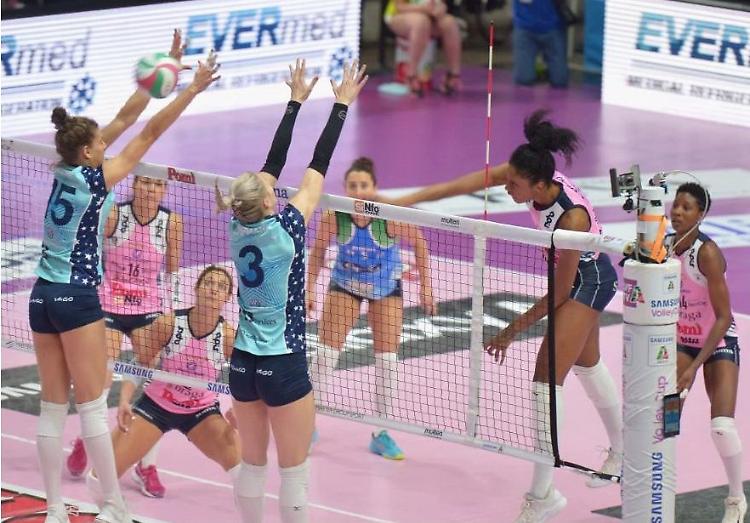 Pomì-Firenze: ore 20,30 PalaRadi