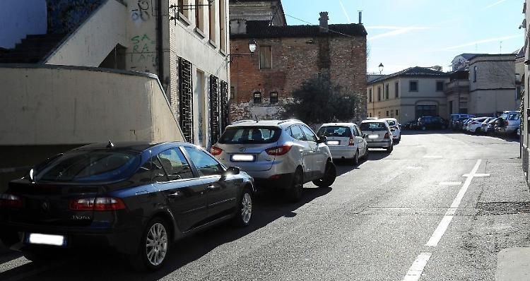 La 'sosta selvaggia' in centro ha le ore contate