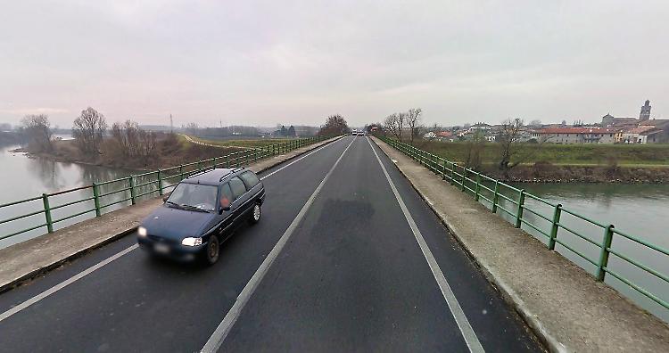 Domenica stop al transito sul ponte