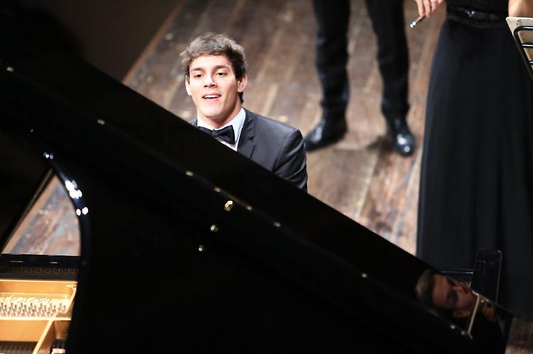 Diritto di critica (concertistica), le recensioni di  Münchener Kammerorchester e Aaron Pilsan