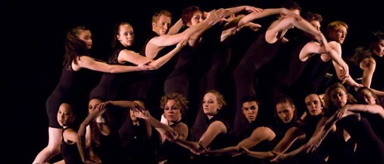 Diritto di critica, vota l'autore della recensione migliore di Parsons Dance 