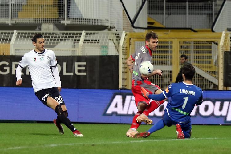 La Cremonese cade con lo Spezia