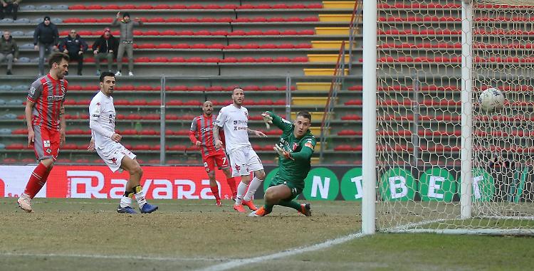 Cremonese, pari (0-0) col Padova: un punto che serve a poco