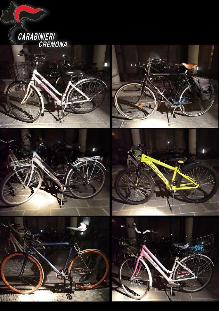 Ladro di biciclette colto sul fatto, denunciato 55enne