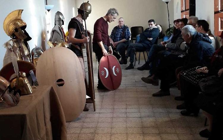 In museo appaiono i legionari romani