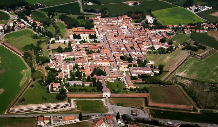 Sabbioneta adesso è città, Mattarella firma il decreto
