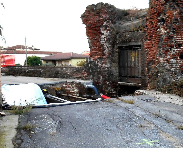 Torrione dei Cani chiuso e in degrado: «Cantiere infinito»