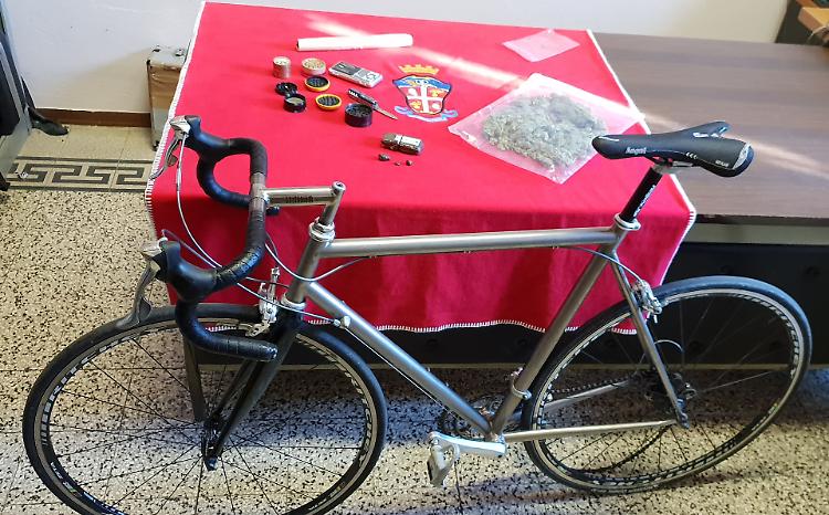 Droga, arrestato il "Brumotti dello spaccio"