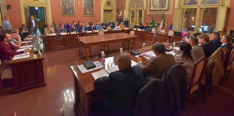 Consiglio comunale, trovata l'unità per rilanciare l'ospedale