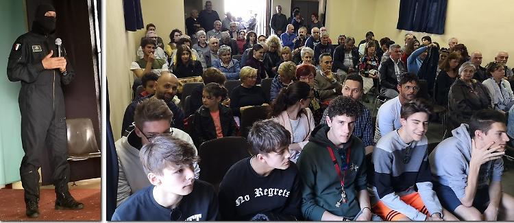 Lezione col comandante Alfa: 'La mafia si può vincere grazie ai giovani'