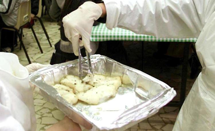Poveri, cento pasti al giorno