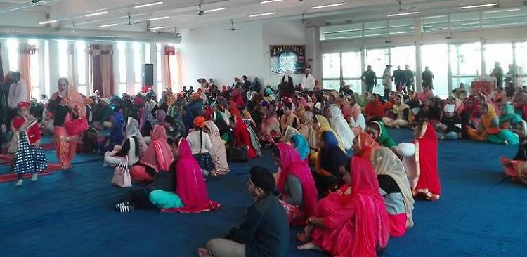 Le cupole d'oro Sikh segno di accoglienza