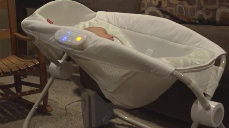 Usa: bimbi morti, Fisher-Price richiama milioni di culle