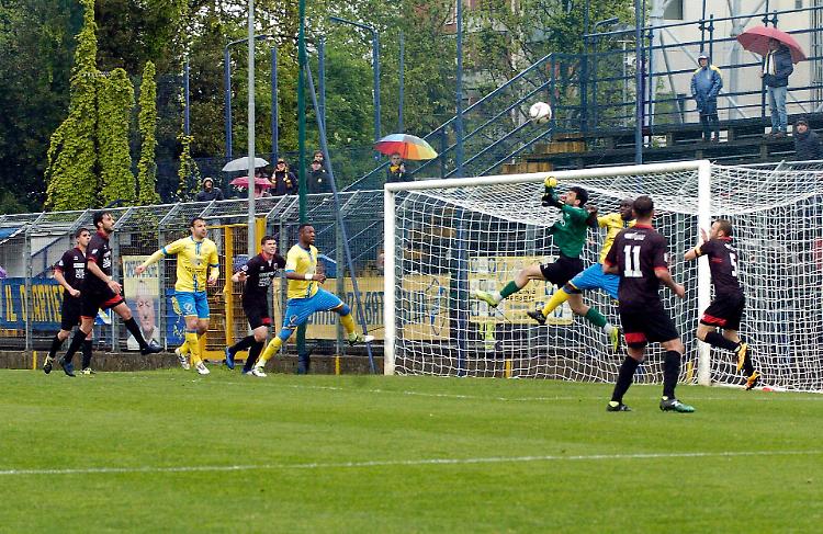 Pergolettese, 2-1 al Fiorenzuola: altro passo verso la promozione