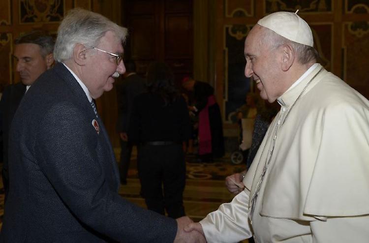 Aido, Duilio Villa in visita da papa Francesco