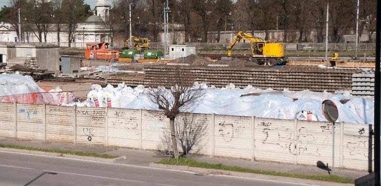 Amianto in via Vecchia Dogana, riesplode il caso