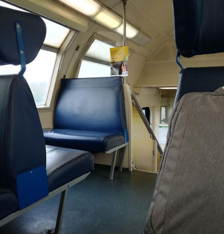 Comitato pendolari: «Vagoni sporchi e maleodoranti»