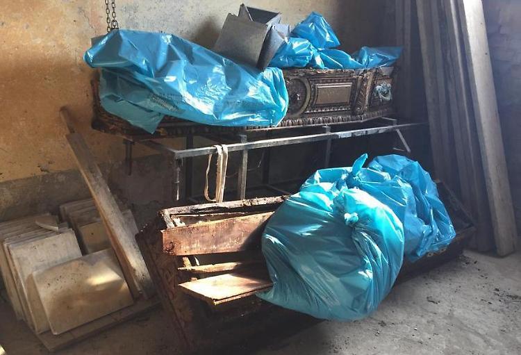 Ossario comune, "Degrado e spregio dei morti"