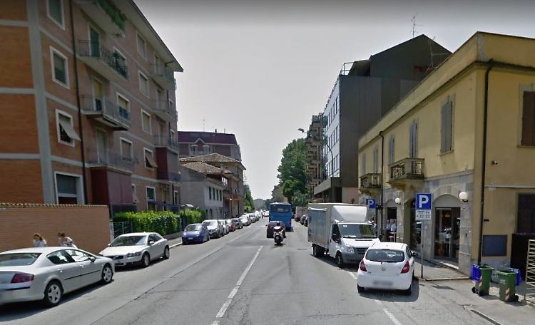 Spara dal balcone con la carabina ad aria compressa, nei guai per procurato allarme