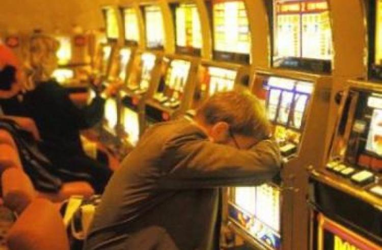 Ludopatie: 'Controlli severi per combattere gli abusi'