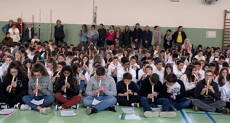 Orzinuovi, Mille flauti show