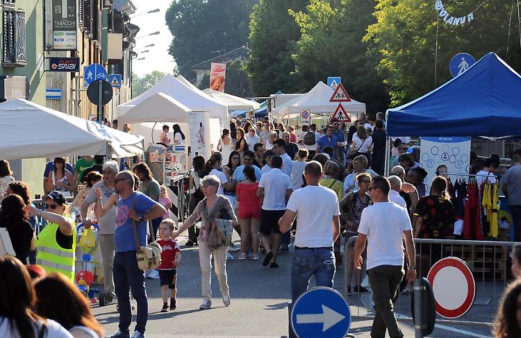 Ombriano, il quartiere in festa per un giorno