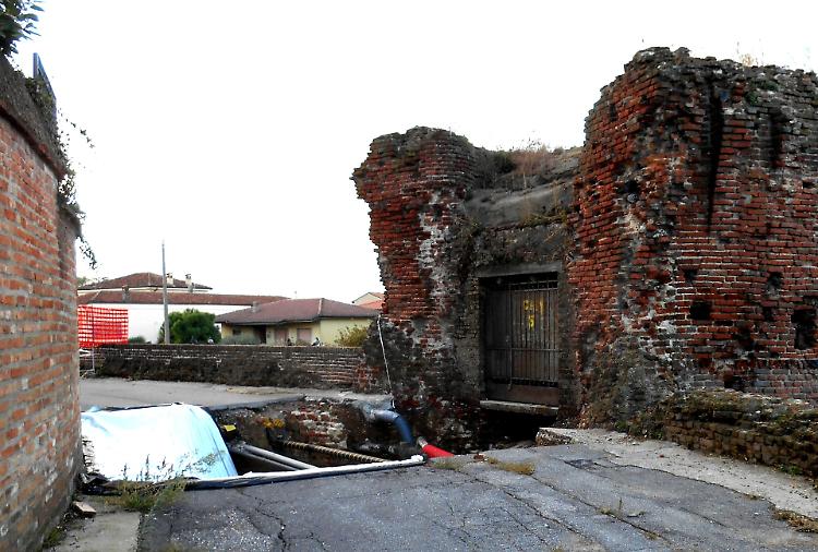 "Scavi spreconi", gli archeologi si scontrano