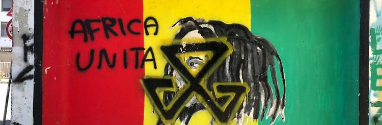 Sfregi al murale, nel mirino l’opera del designer Gnizio