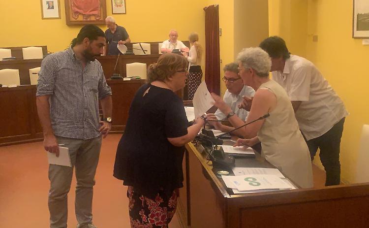 Caorso, il Comune blocca Trs. No unanime ad ampliamenti