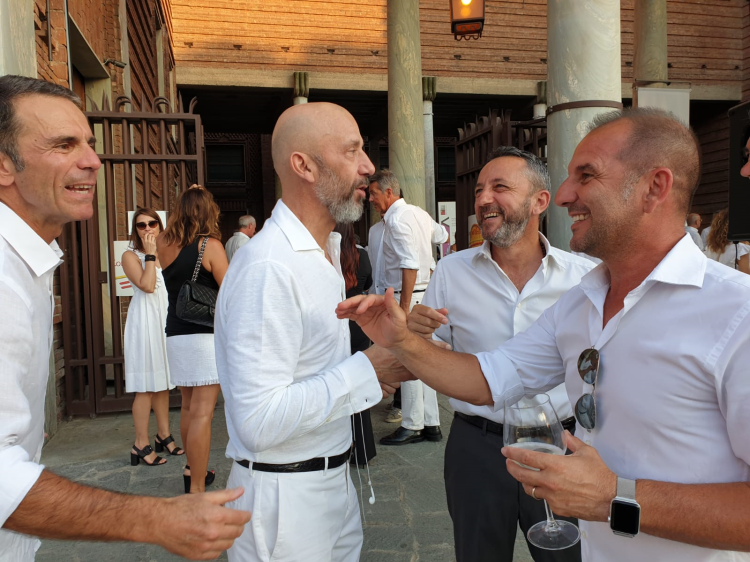 Progetto Mec, Vialli ospite d'onore alla cena solidale