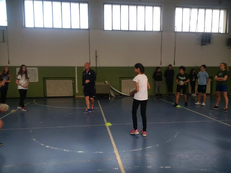 Scuola Virgilio, sarà rifatta la pavimentazione della palestra