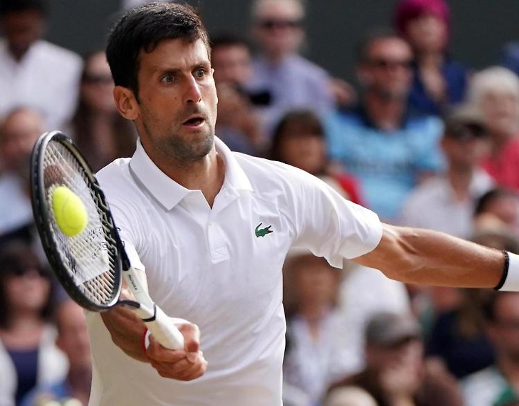 Wimbledon finale epica, al 5° set Djokovic batte Federer