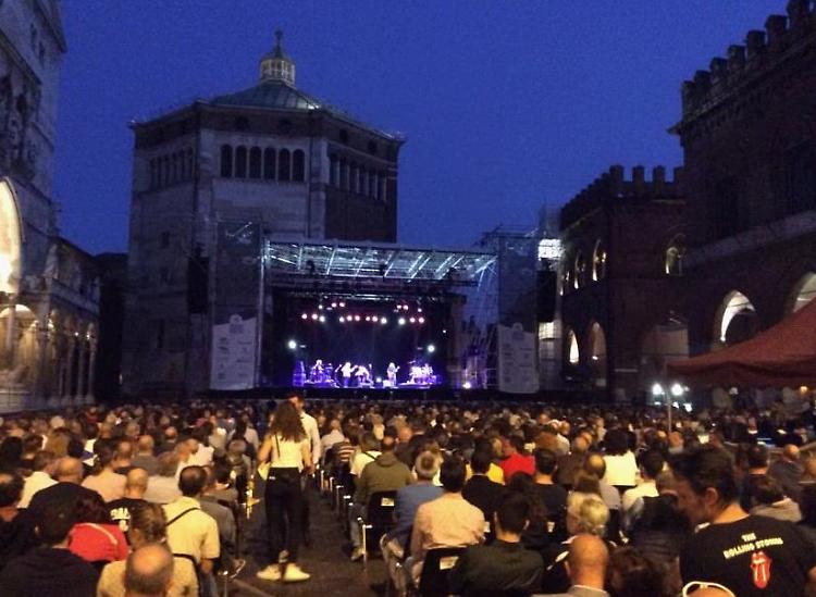 Jethro Tull, un concerto memorabile sotto il Torrazzo