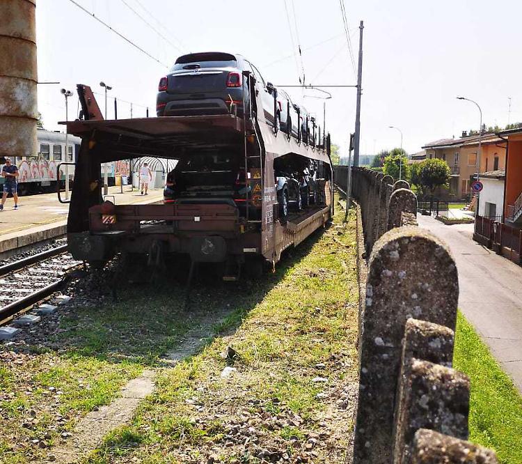 Allarme in stazione. Treno deraglia, il secondo in 3 mesi