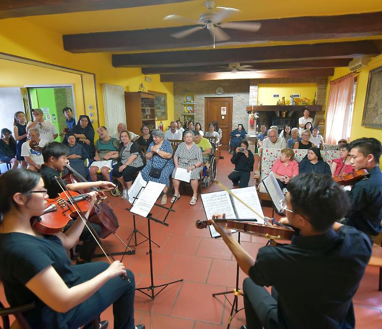 Concerto degli studenti dell’International Festival alla Casa giardino