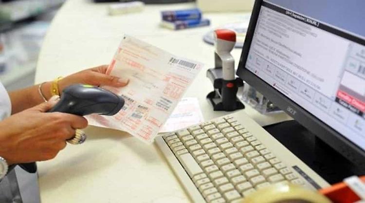 Fontana e Gallera: superticket abolito per oltre 600mila lombardi