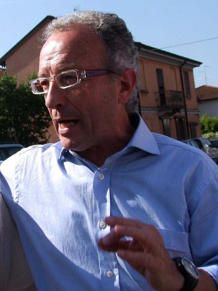 Provincia, il candidato di centrodestra è il sindaco Rosolino Bertoni