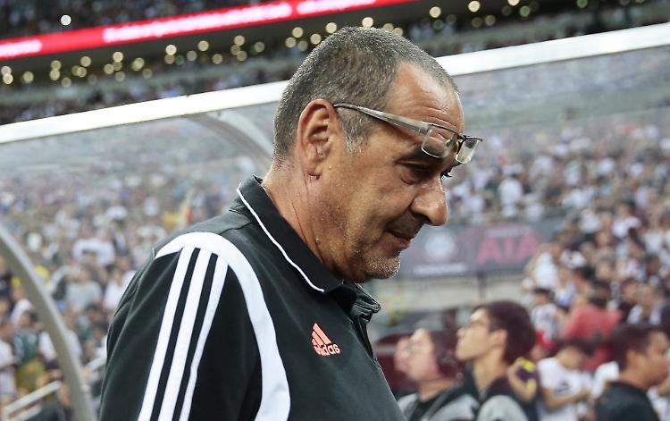 Juventus, Sarri ha la polmonite: debutto a Parma a rischio